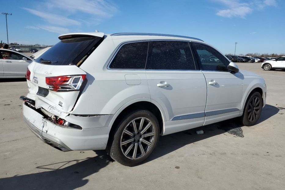 Продам Audi Q7 2018 года в Луцке