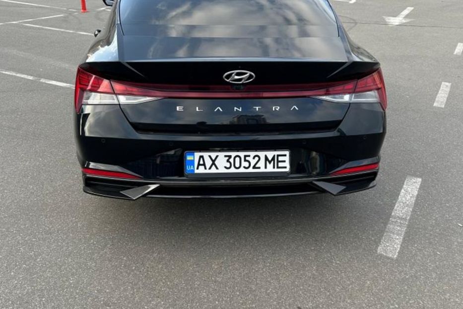 Продам Hyundai Elantra Style 2021 года в Киеве