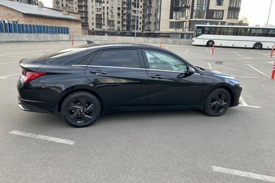 Продам Hyundai Elantra Style 2021 года в Киеве