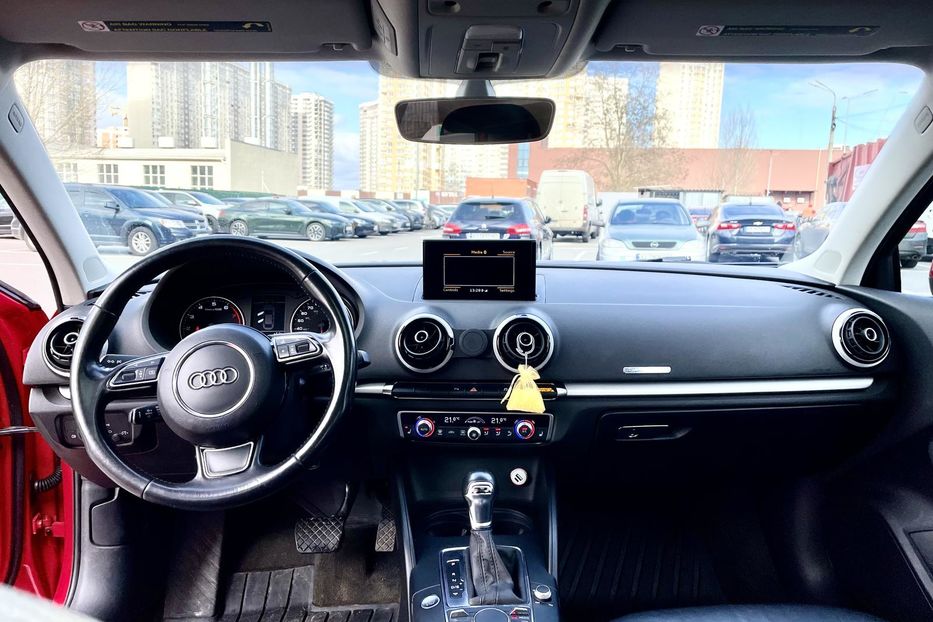 Продам Audi A3 Quattro 2015 года в Киеве