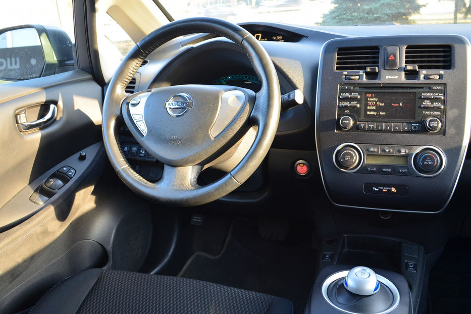 Продам Nissan Leaf 2014 года в Киеве