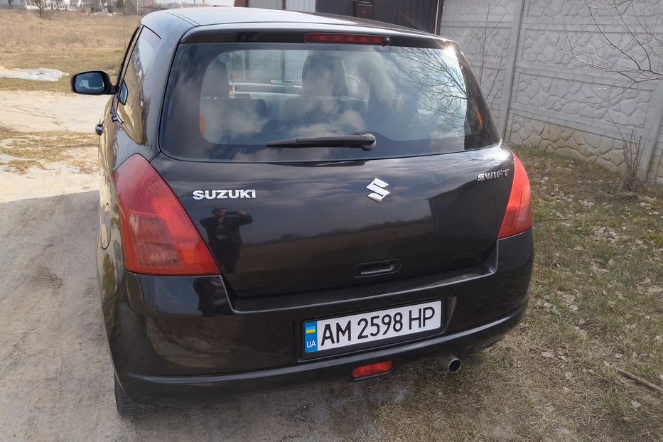 Продам Suzuki Swift DDiS 2006 года в Киеве
