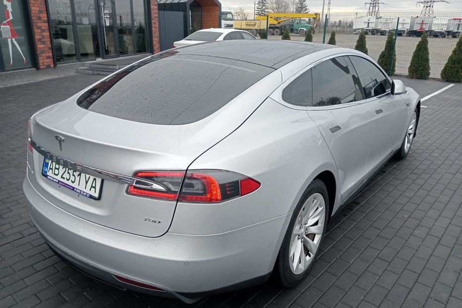Продам Tesla Model S 70D 2016 года в Виннице