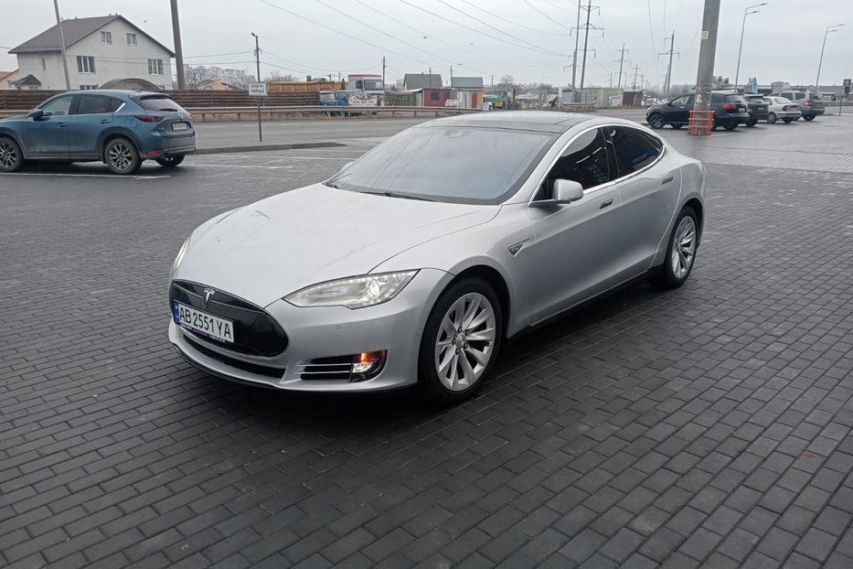 Продам Tesla Model S 70D 2016 года в Виннице