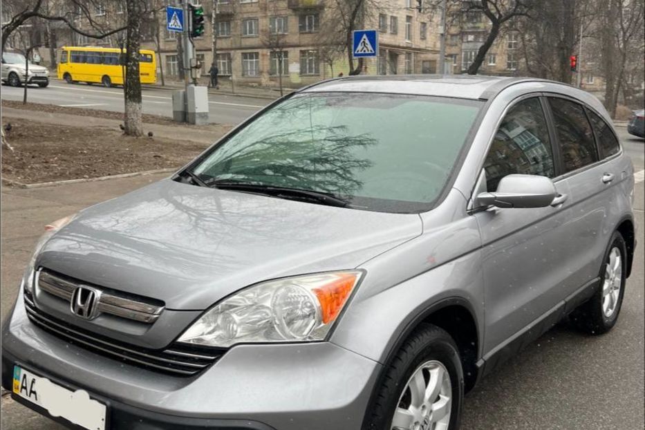 Продам Honda CR-V 2008 года в Киеве