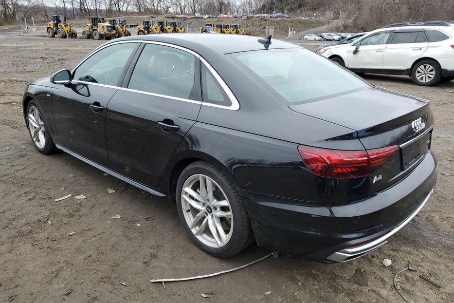 Продам Audi A4 2022 года в Киеве