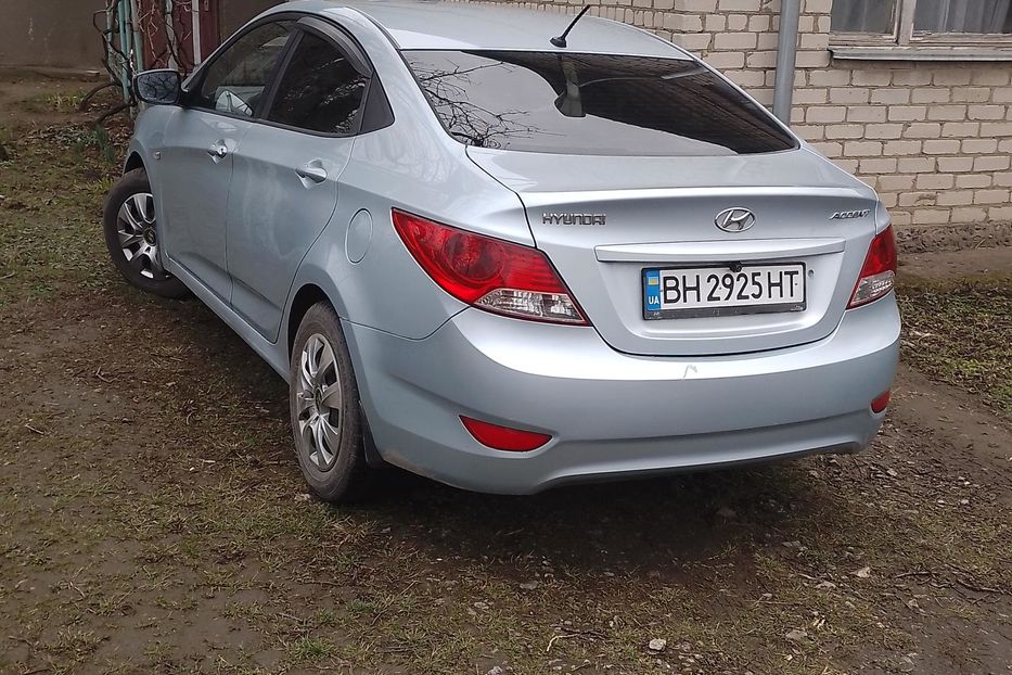 Продам Hyundai Accent  2011 года в г. Беляевка, Одесская область