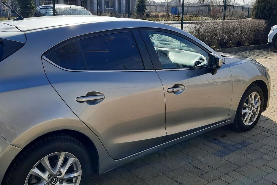 Продам Mazda 3 ВМ 2016 года в г. Кременчуг, Полтавская область