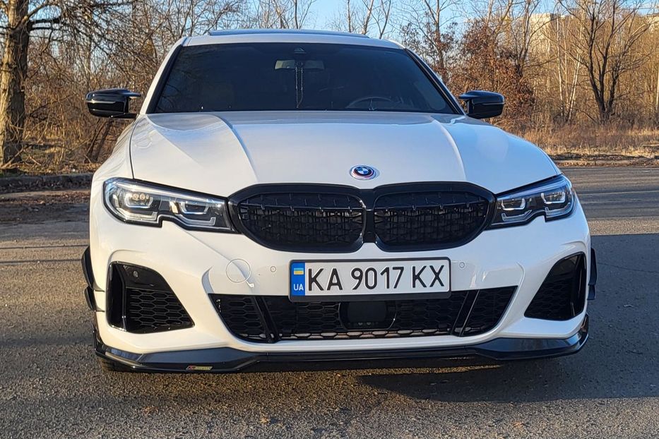 Продам BMW 330 G20 330i 258 2020 года в Киеве