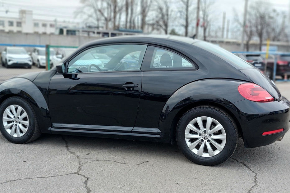 Продам Volkswagen Beetle 2012 года в Киеве