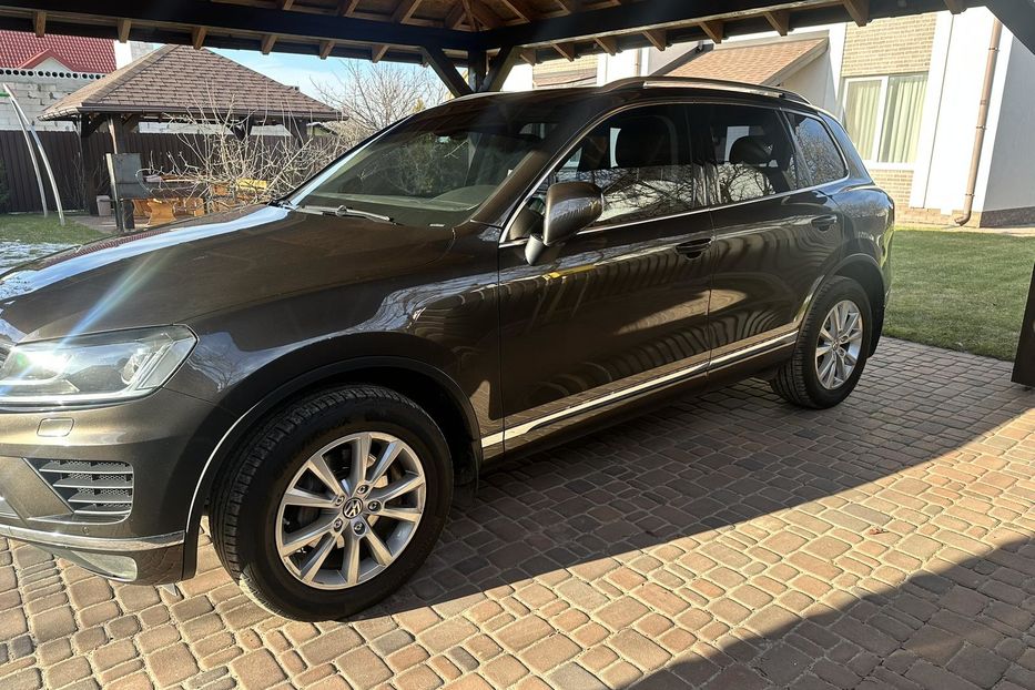 Продам Volkswagen Touareg NF 2017 года в г. Буча, Киевская область