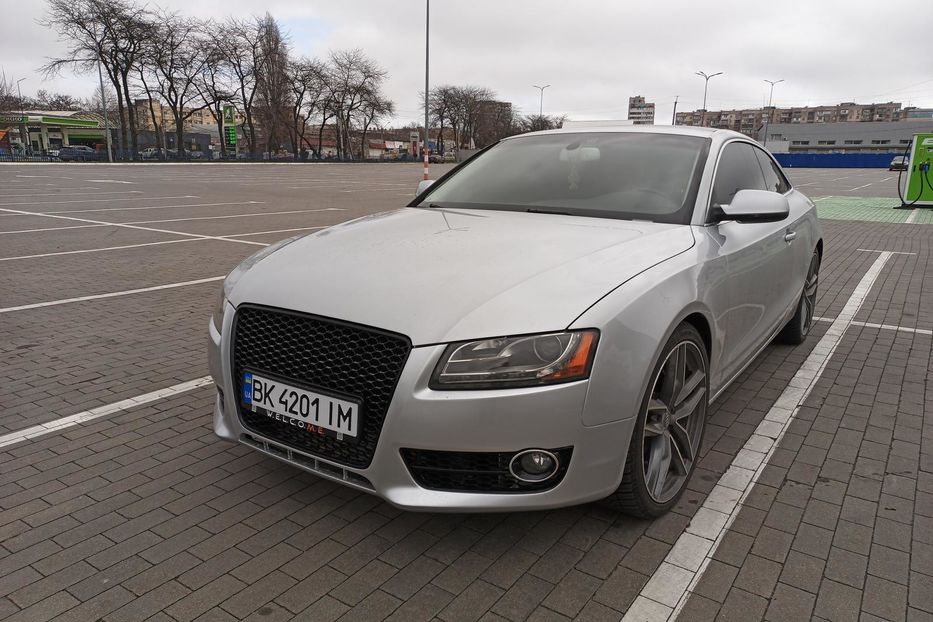 Продам Audi A5 2012 года в Одессе