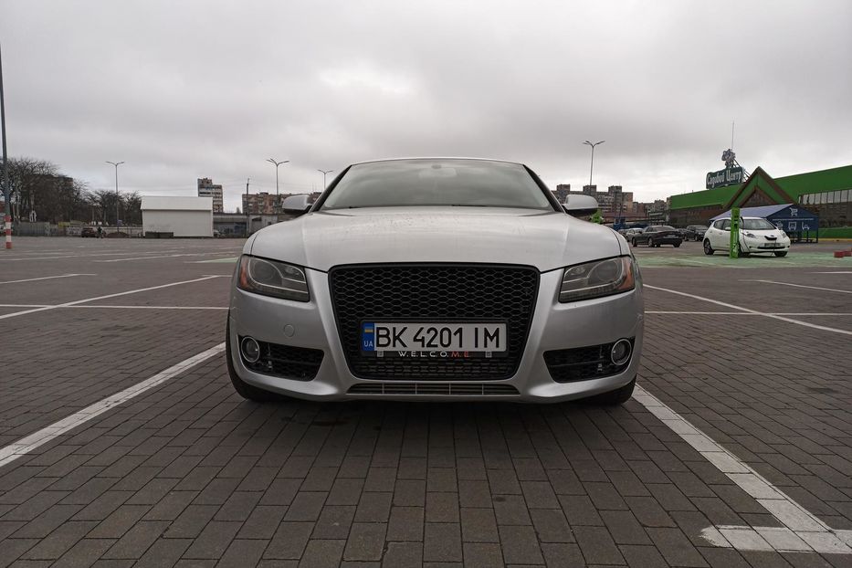 Продам Audi A5 2012 года в Одессе