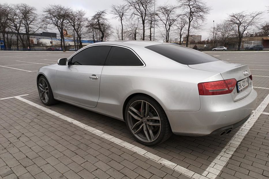 Продам Audi A5 2012 года в Одессе