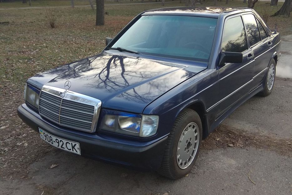 Продам Mercedes-Benz 190 седан 1985 года в г. Кременчуг, Полтавская область