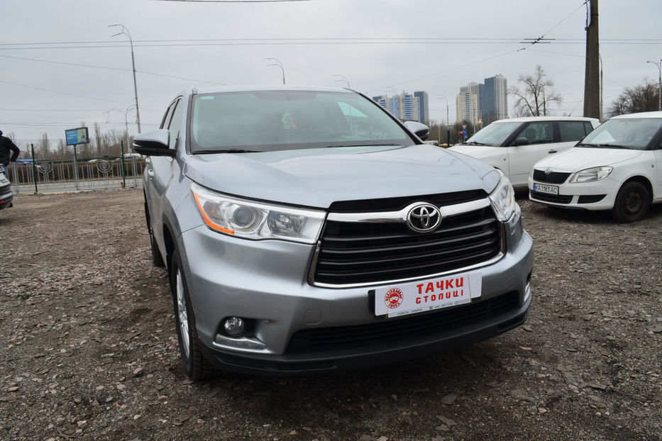 Продам Toyota Highlander 2014 года в Киеве