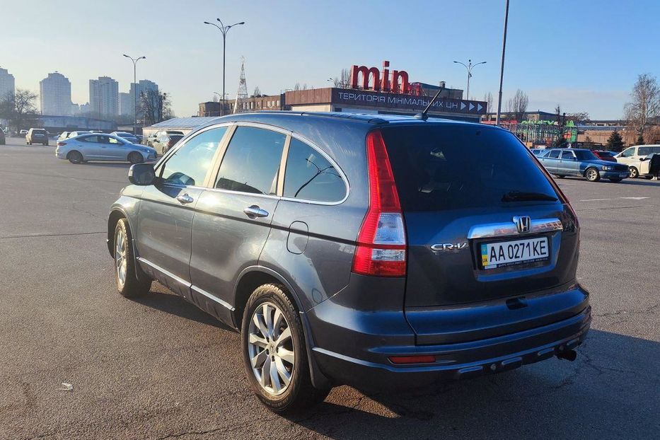 Продам Honda CR-V 2010 года в Киеве