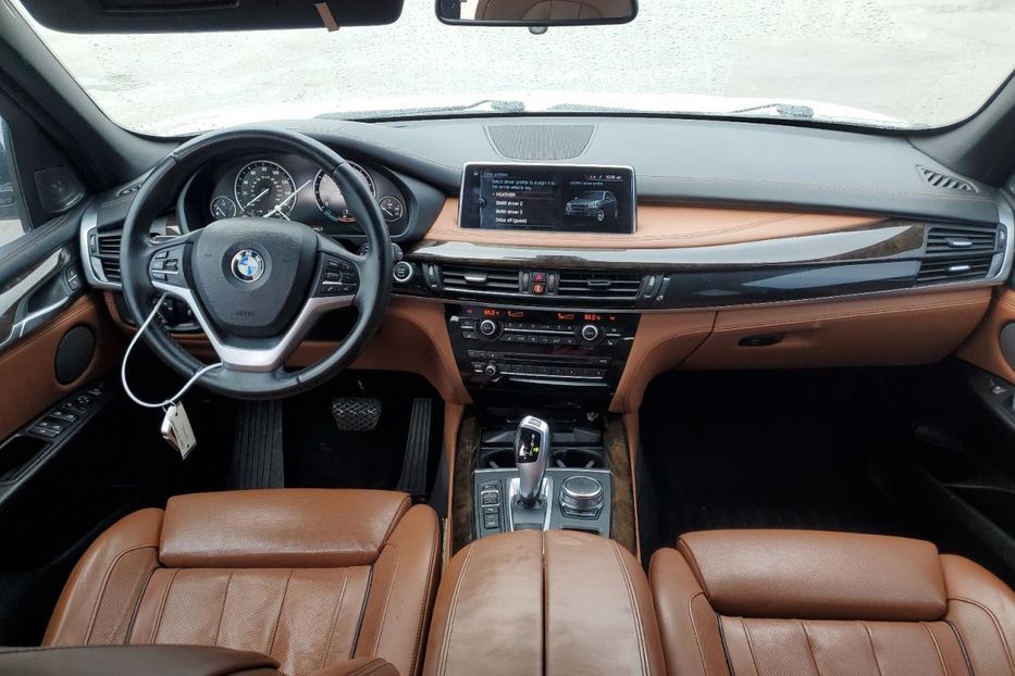 Продам BMW X5 2017 года в Луцке