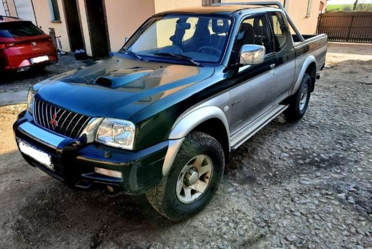 Продам Mitsubishi L 200 2003 года в Киеве