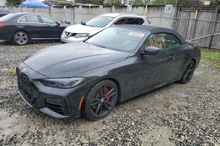 Продам BMW M4 2023 года в Луцке