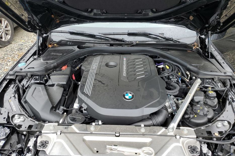 Продам BMW M4 2023 года в Луцке