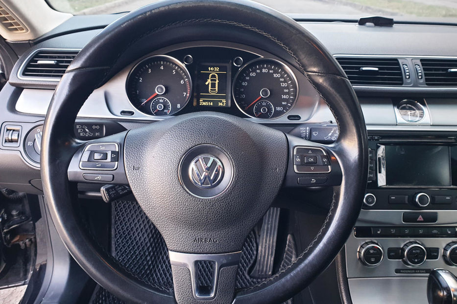 Продам Volkswagen Passat CC 2012 года в Киеве