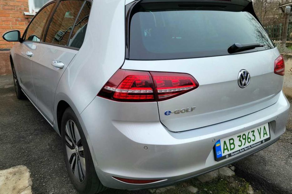 Продам Volkswagen e-Golf 1 FL 2016 года в Виннице