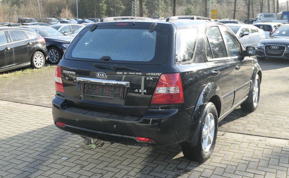 Продам Kia Sorento 2008 года в Харькове