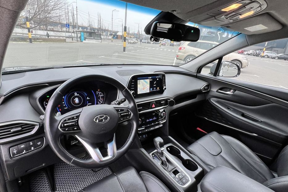 Продам Hyundai Santa FE 2019 года в Киеве