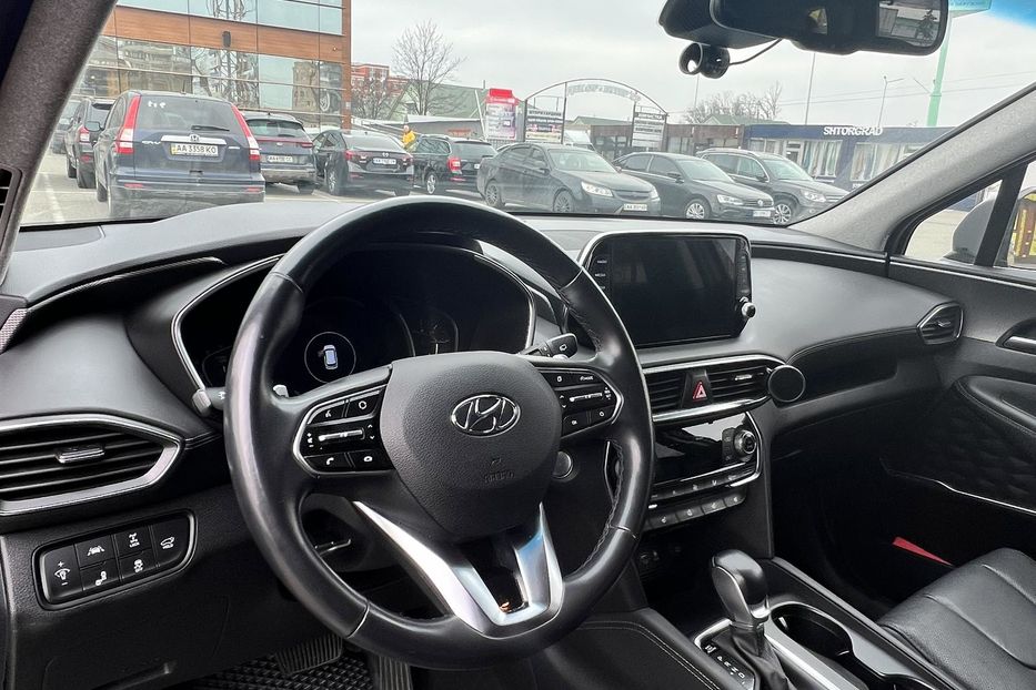 Продам Hyundai Santa FE 2019 года в Киеве