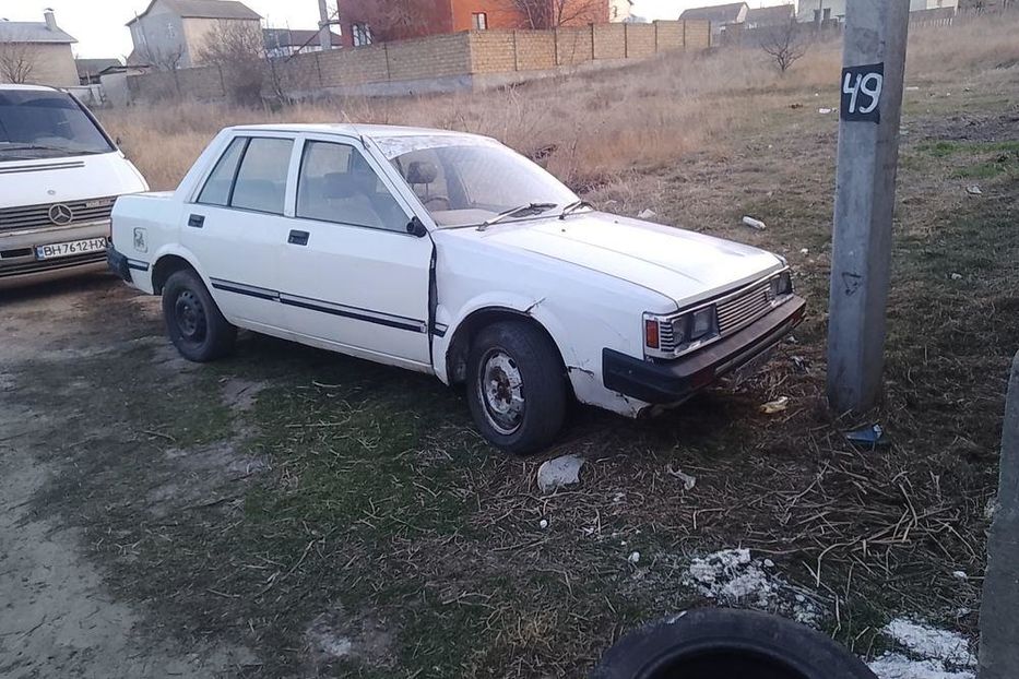 Продам Nissan Liberta Villa 1982 года в г. Ильичевск, Одесская область