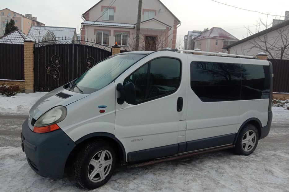 Продам Renault Trafic пасс. 2006 года в Киеве