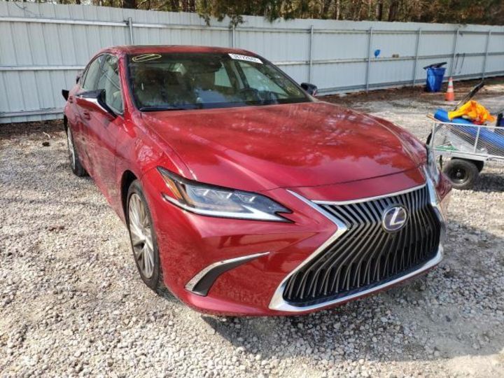 Продам Lexus ES 300 2019 года в Киеве