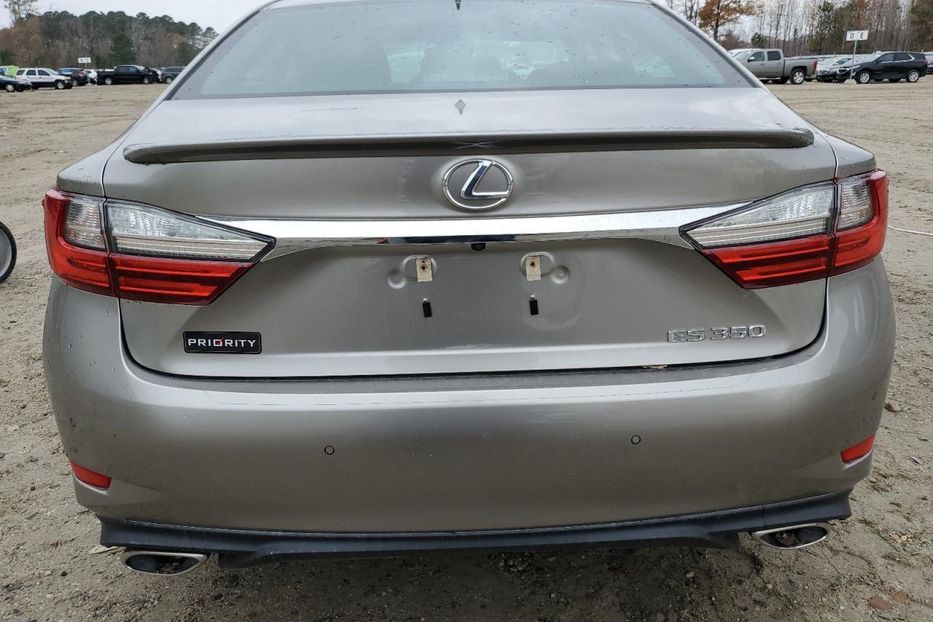 Продам Lexus ES 350 2017 года в Луцке