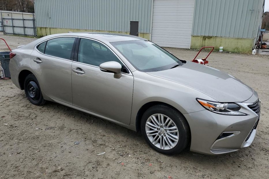 Продам Lexus ES 350 2017 года в Луцке