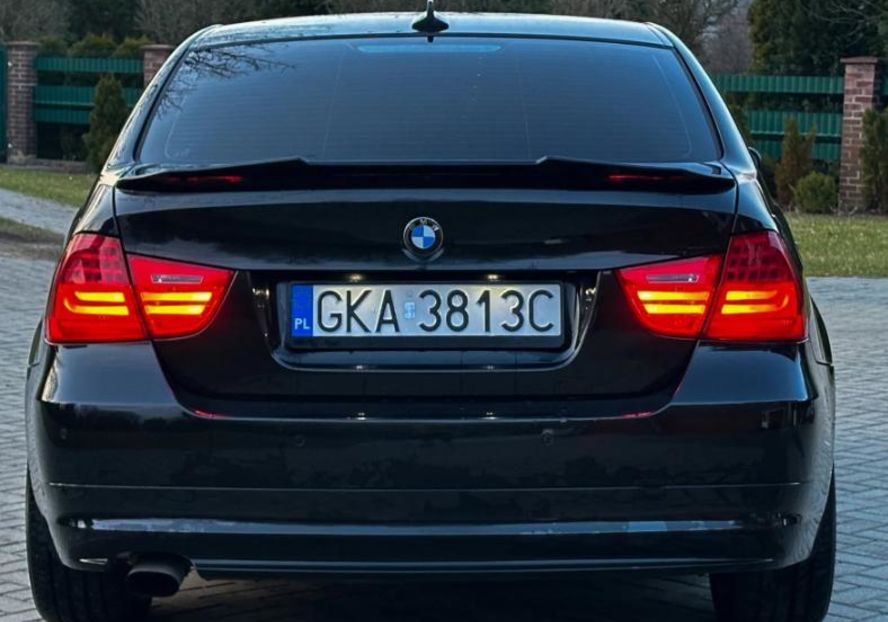 Продам BMW 320 Е90 2008 года в Киеве
