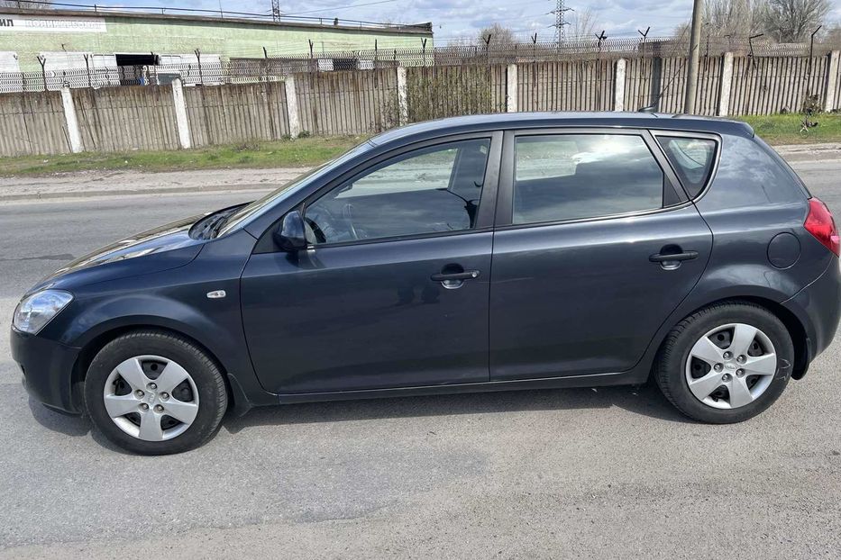 Продам Kia Ceed 2009 года в Запорожье