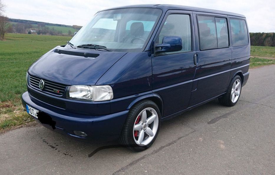 Продам Volkswagen T4 (Transporter) пасс. 2000 года в Харькове