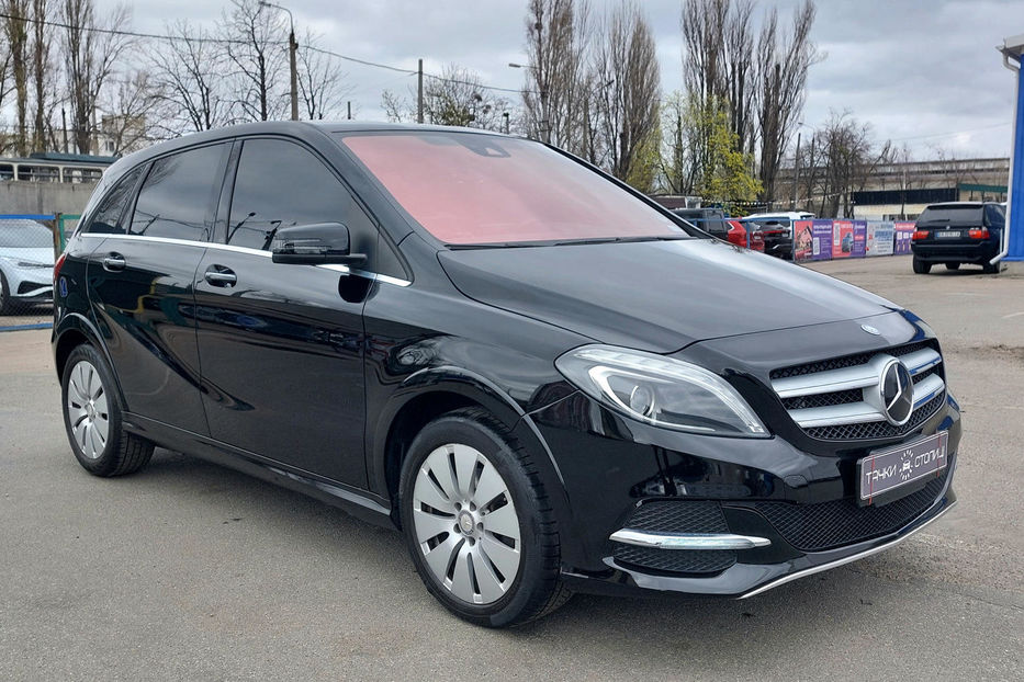 Продам Mercedes-Benz B 200 B-250е Electric Drive 2017 года в Киеве