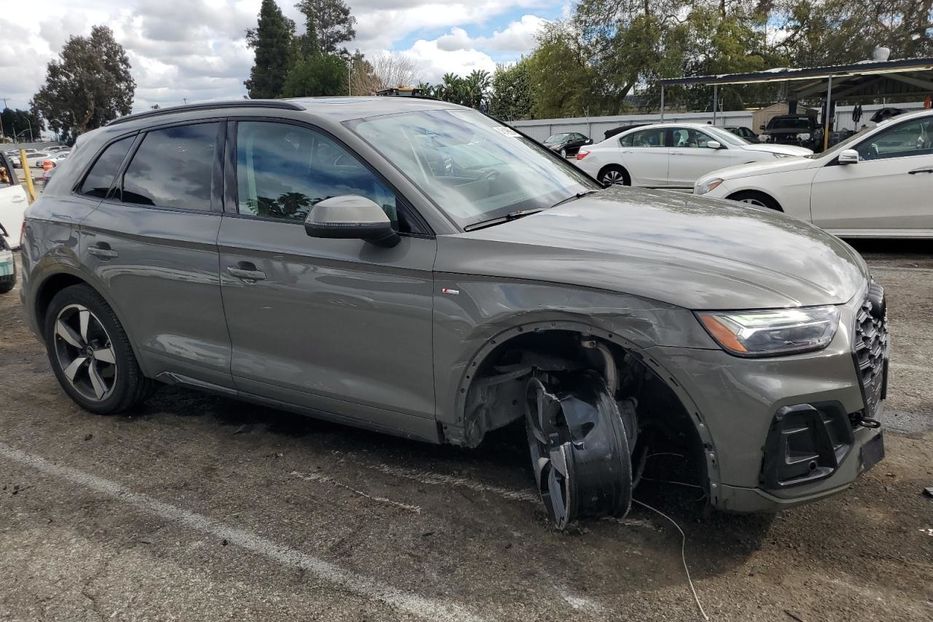 Продам Audi Q5 2022 года в Луцке