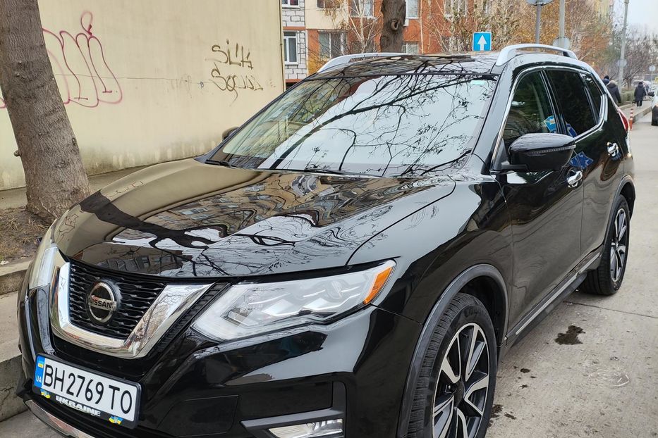 Продам Nissan Rogue SL AWD 2018 года в Одессе