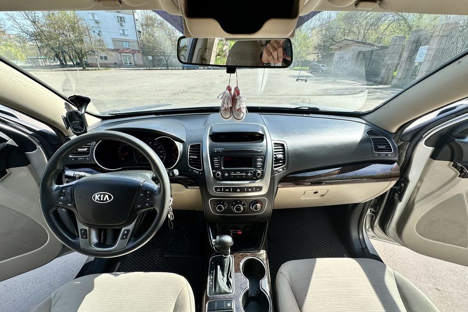 Продам Kia Sorento LX V6 AWD 2014 года в Николаеве