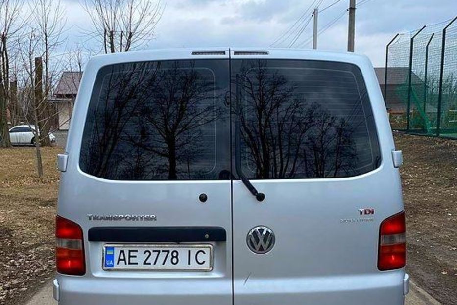 Продам Volkswagen T5 (Transporter) пасс. 2006 года в г. Любар, Житомирская область