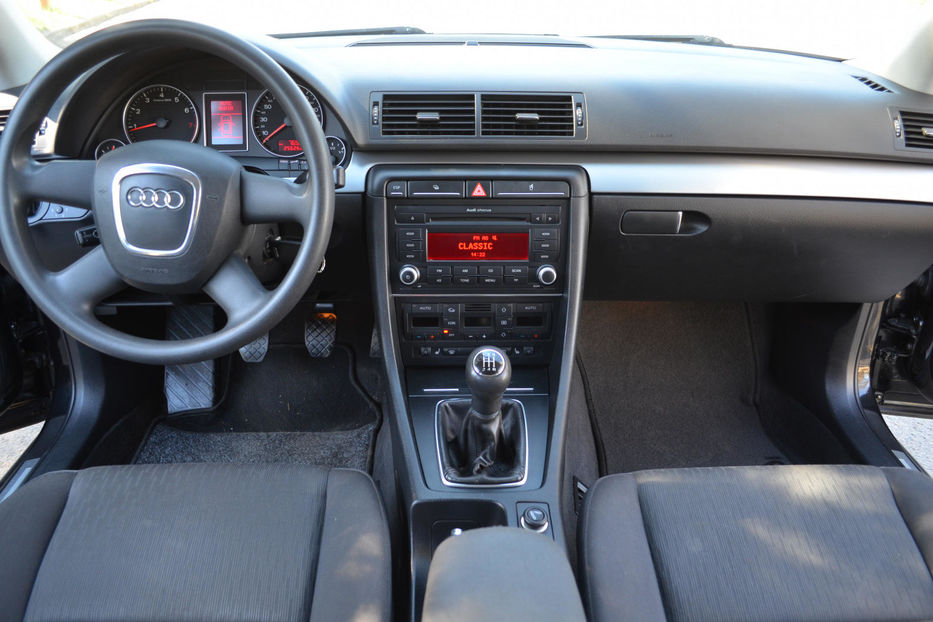 Продам Audi A4 2008 года в Киеве