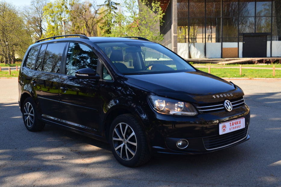 Продам Volkswagen Touran 2011 года в Киеве