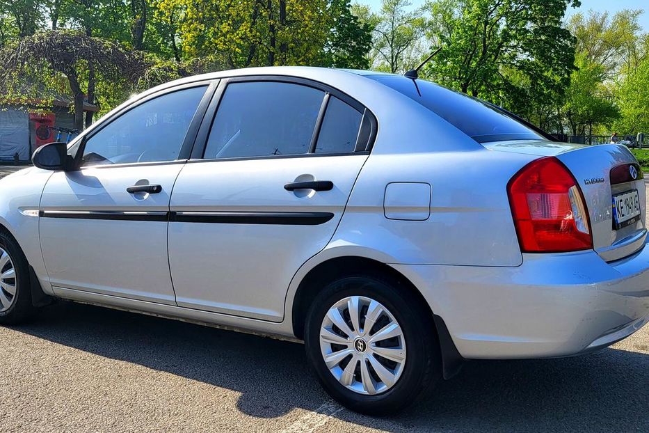 Продам Hyundai Accent  Официальный. Сервис. книга.  2008 года в Днепре