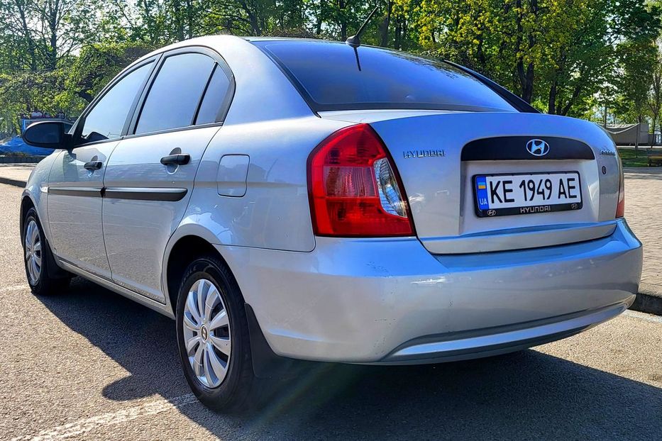 Продам Hyundai Accent  Официальный. Сервис. книга.  2008 года в Днепре