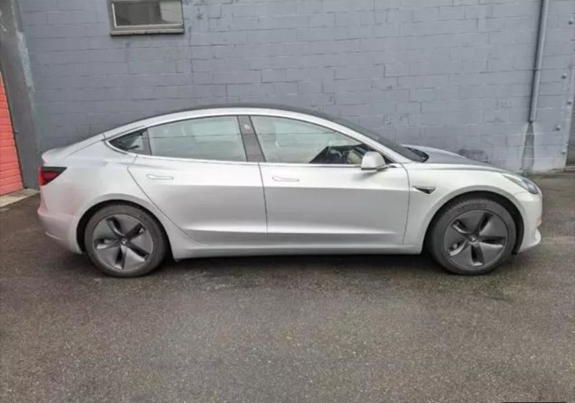 Продам Tesla Model 3 2018 года в Львове