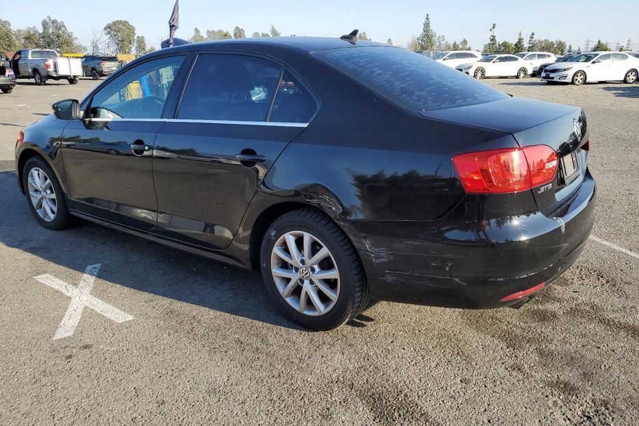 Продам Volkswagen Jetta 2013 года в Луцке