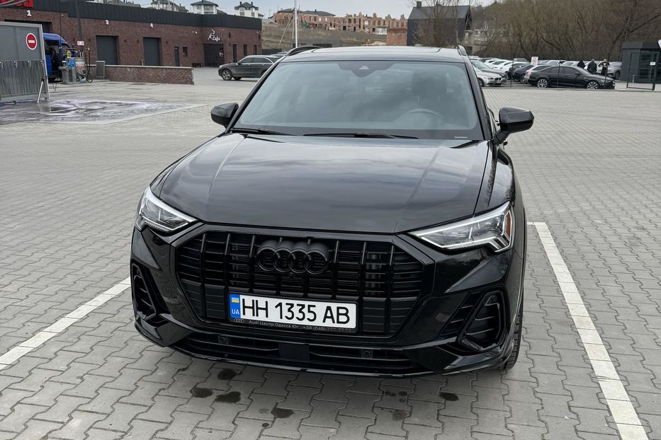 Продам Audi Q3 S-tronik 45 TFSI Premium Plus 2022 года в Одессе